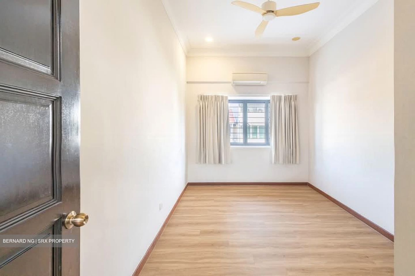 Paya Lebar Gardens (D19), Terrace #589444151